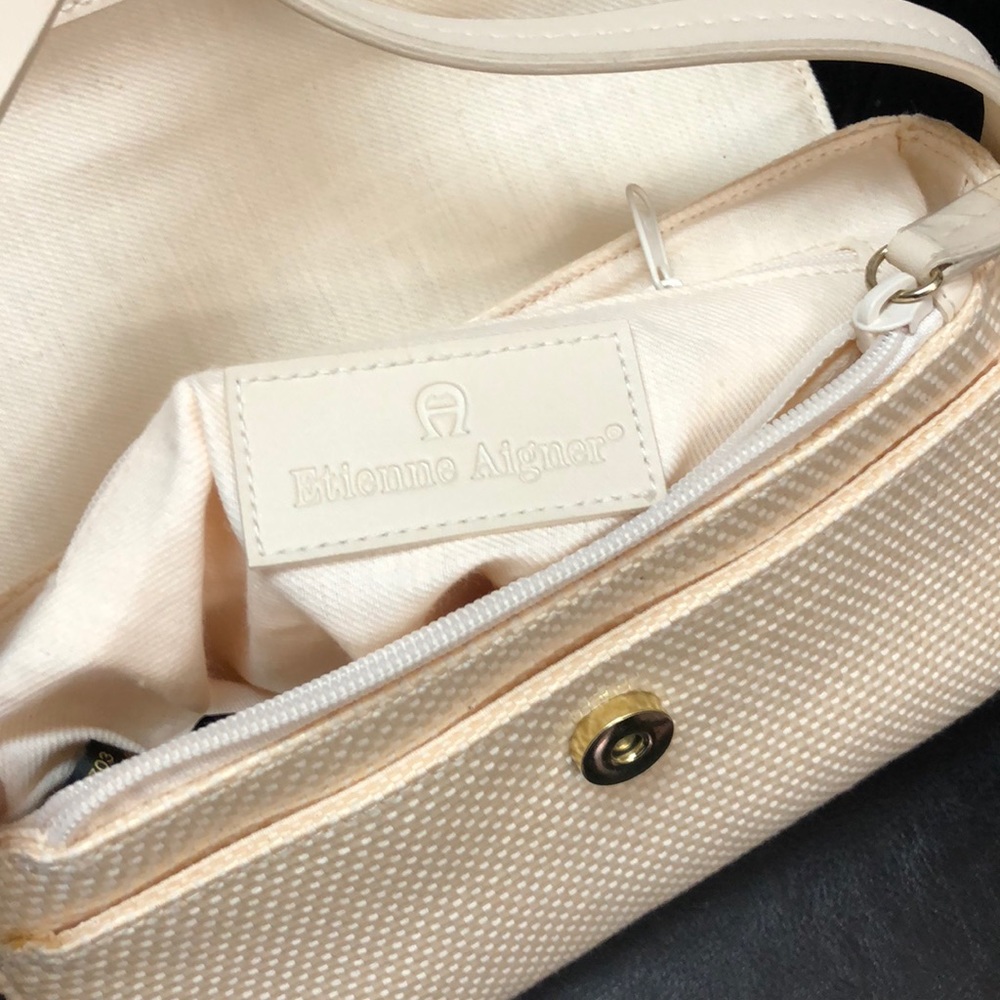 Etienne Aigner Shoulder Bag - Picture 9 of 10